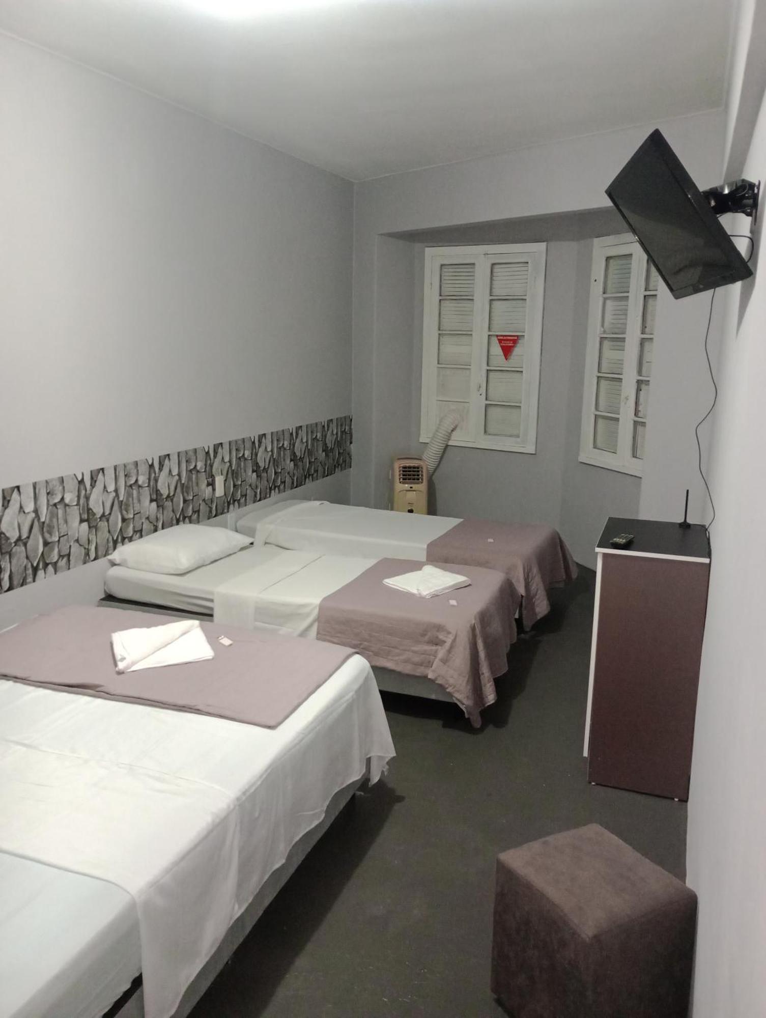 Hotel Rest 阿雷格里港 外观 照片